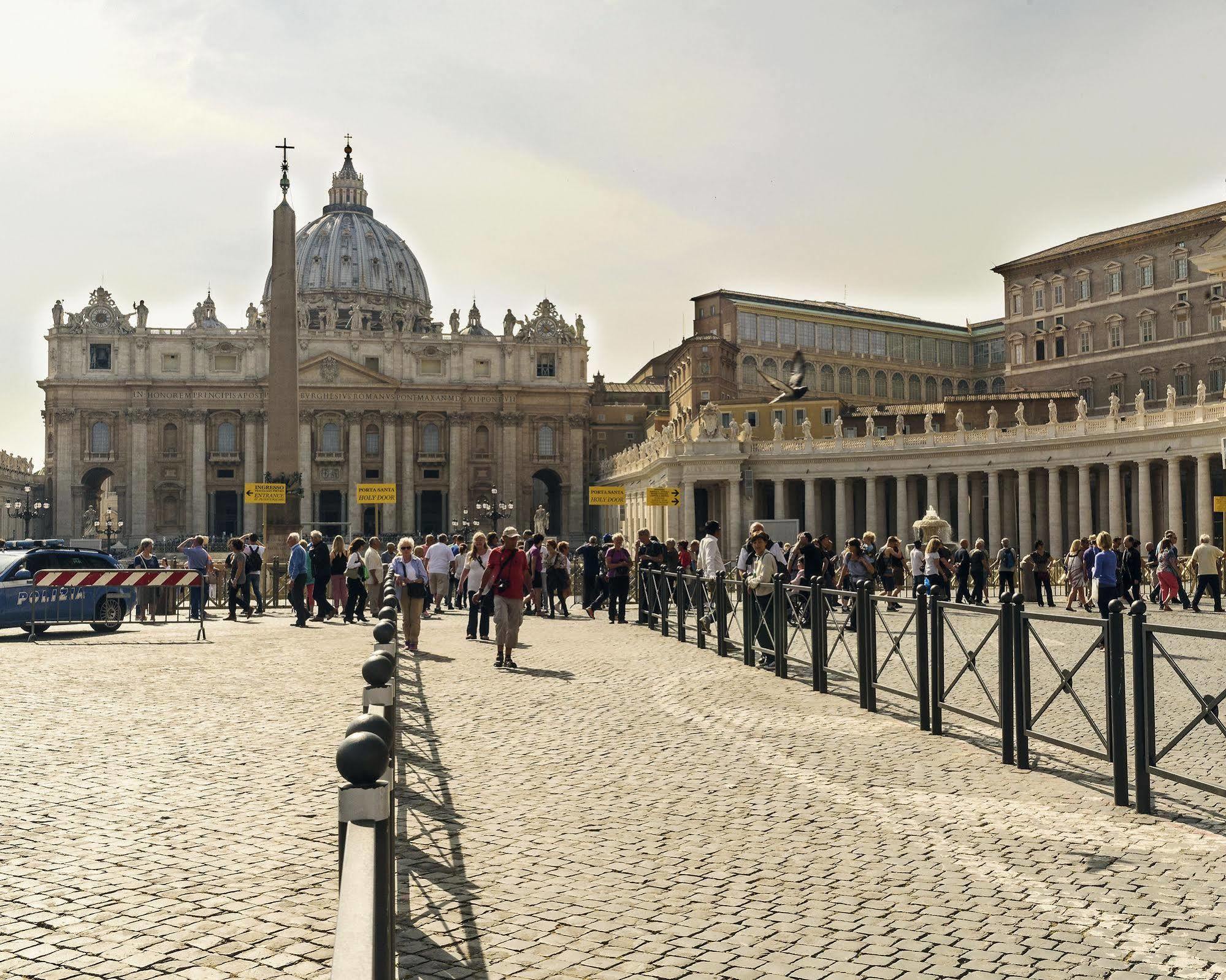 Art In Vatican Рим Екстер'єр фото